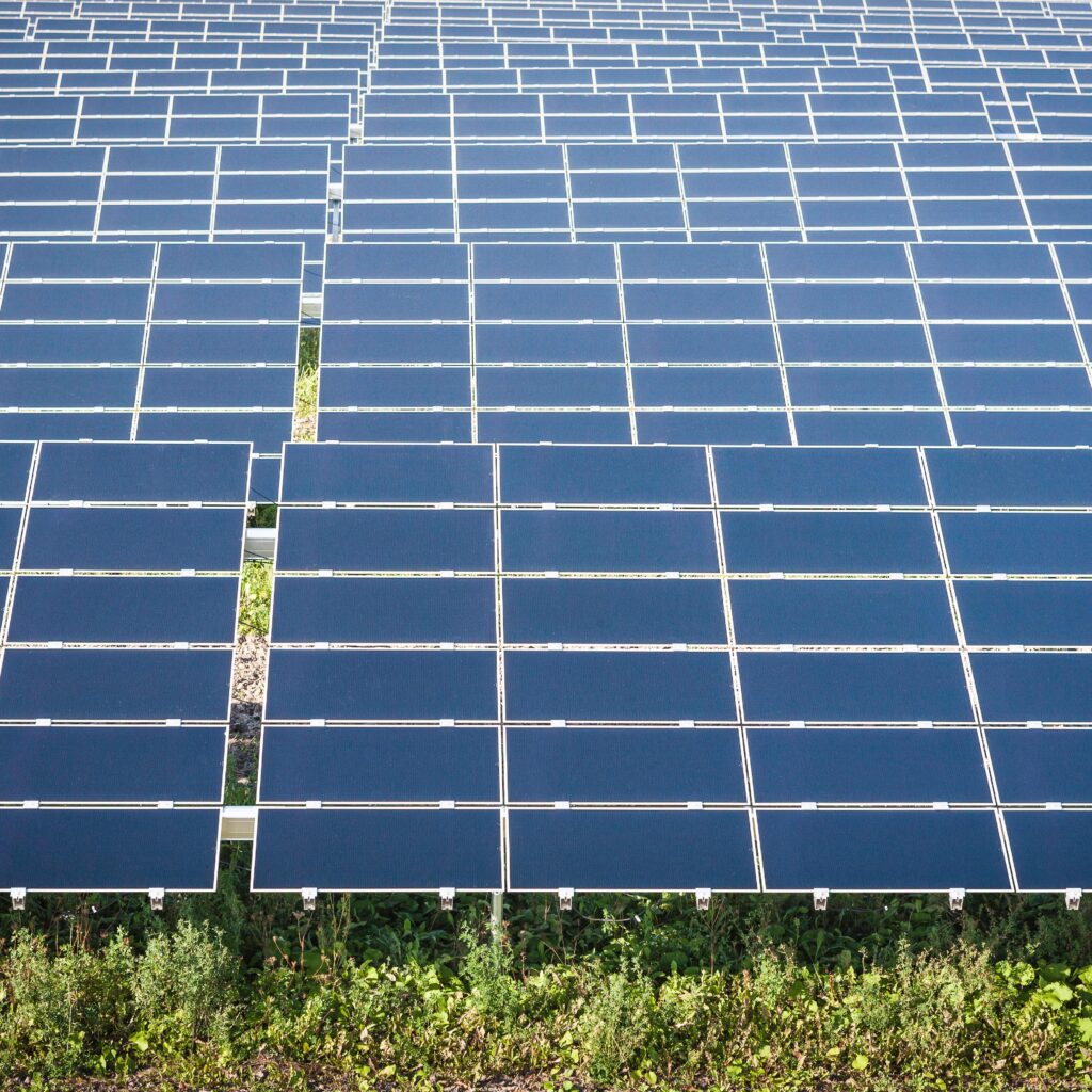 senftenberg-solarpark-photovoltaic-power-plant-s-2022-03-04-01-45-30-utc-min